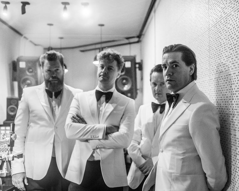 THE HIVES - LIVE IN THE BLUE ROOM