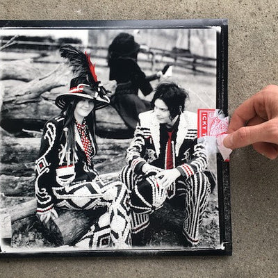 INSTRUCTIONS ON OPENING THE VAULT #33 ICKY THUMP LP
