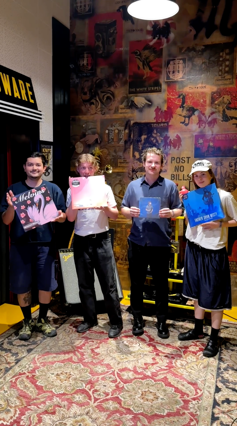 The Belair Lip Bombs Stop By Third Man Records Nashville